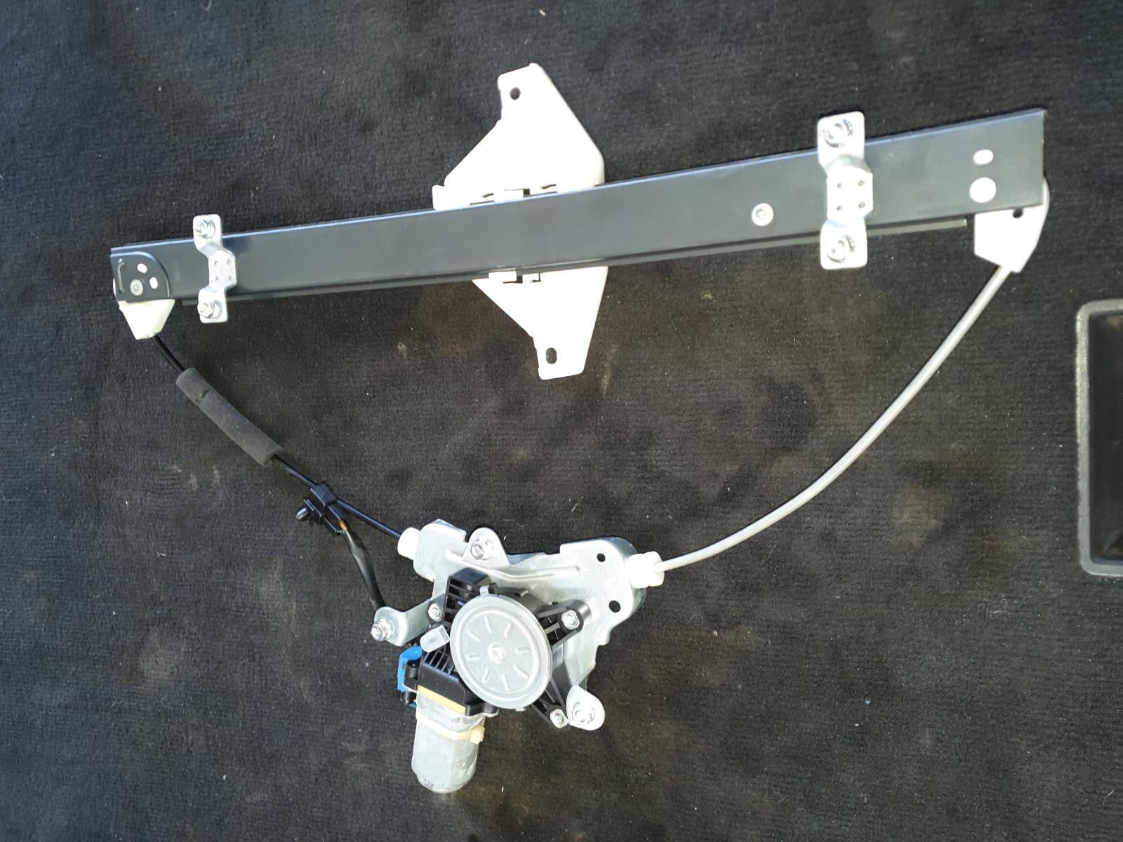 2010 Holden Captiva Right Rear Wnd Reg/Motor View Auto part Right Rear Wnd Reg/Motor Holden Captiva 2010