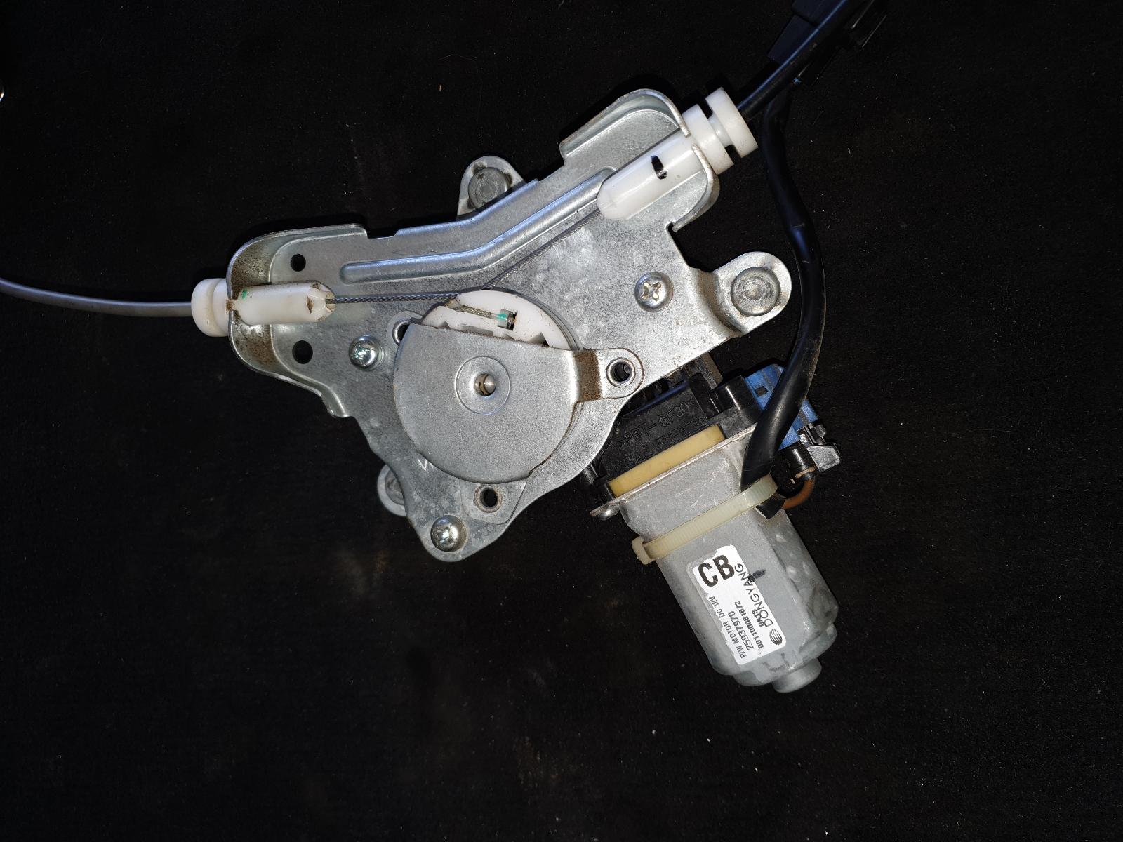 2010 Holden Captiva Right Rear Wnd Reg/Motor View Auto part Right Rear Wnd Reg/Motor Holden Captiva 2010