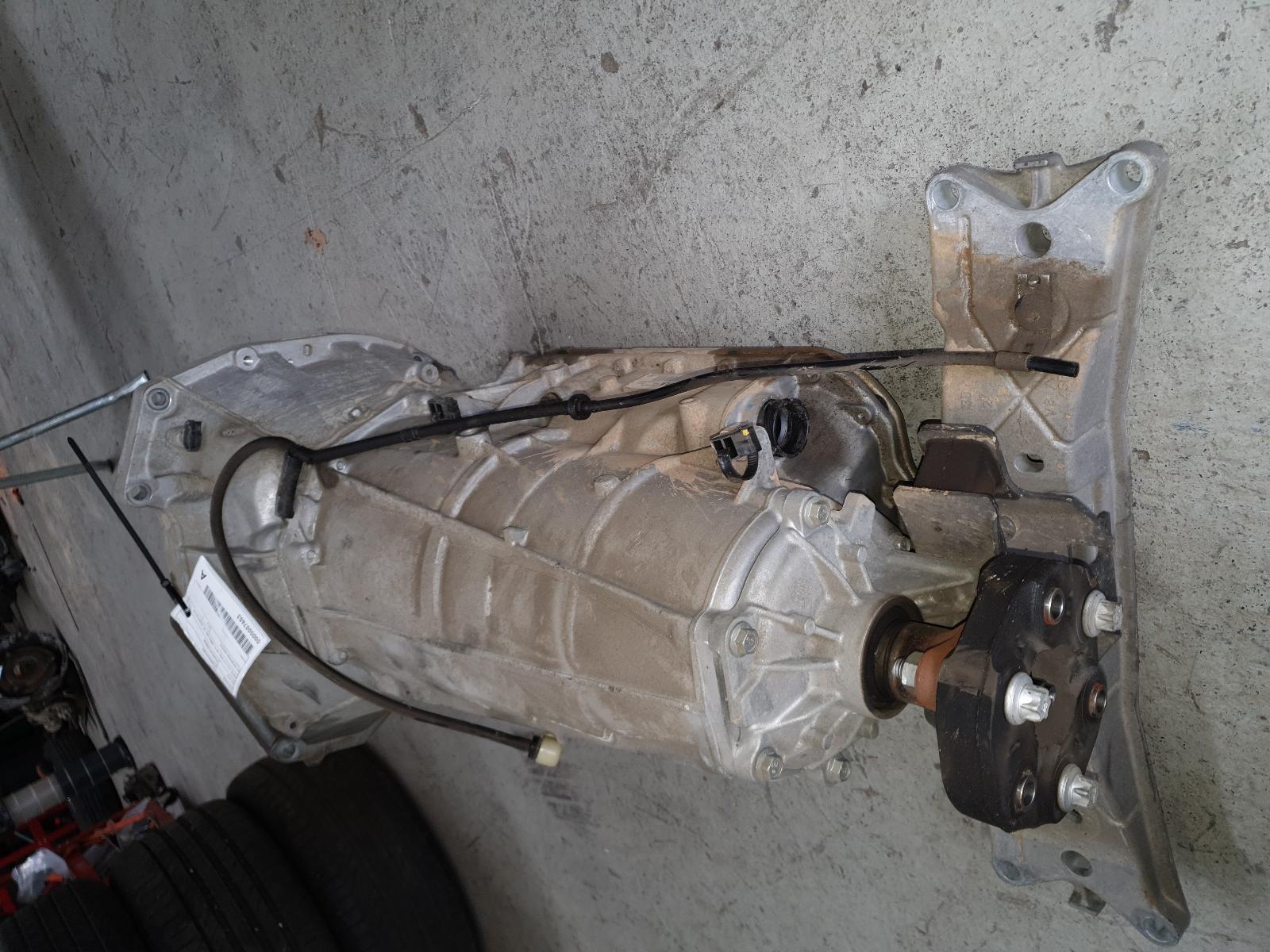 View Auto part Trans/Gearbox Holden Commodore 2010
