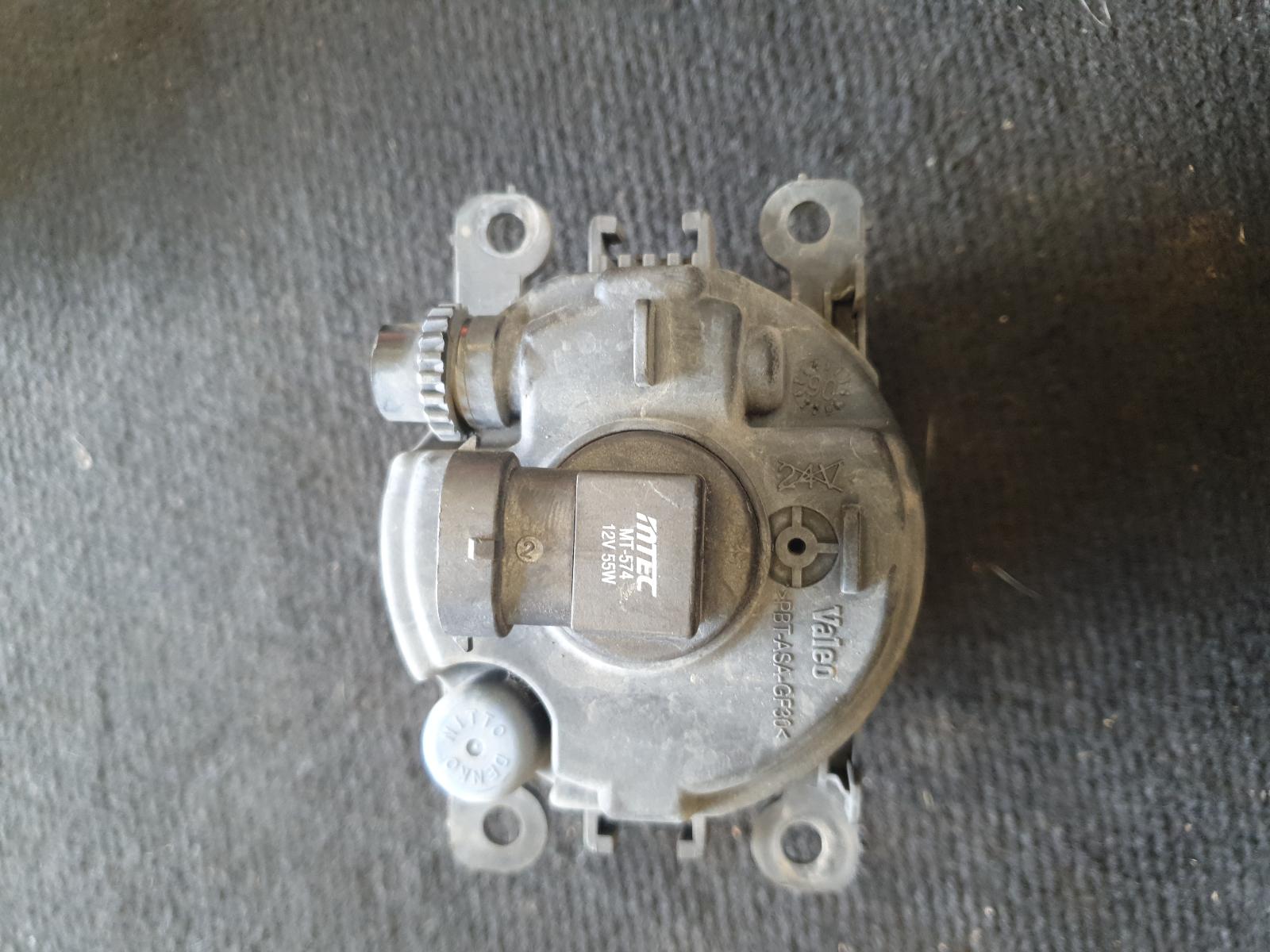 View Auto part Right Indicator/Fog/Side Holden Statesman/caprice 2007