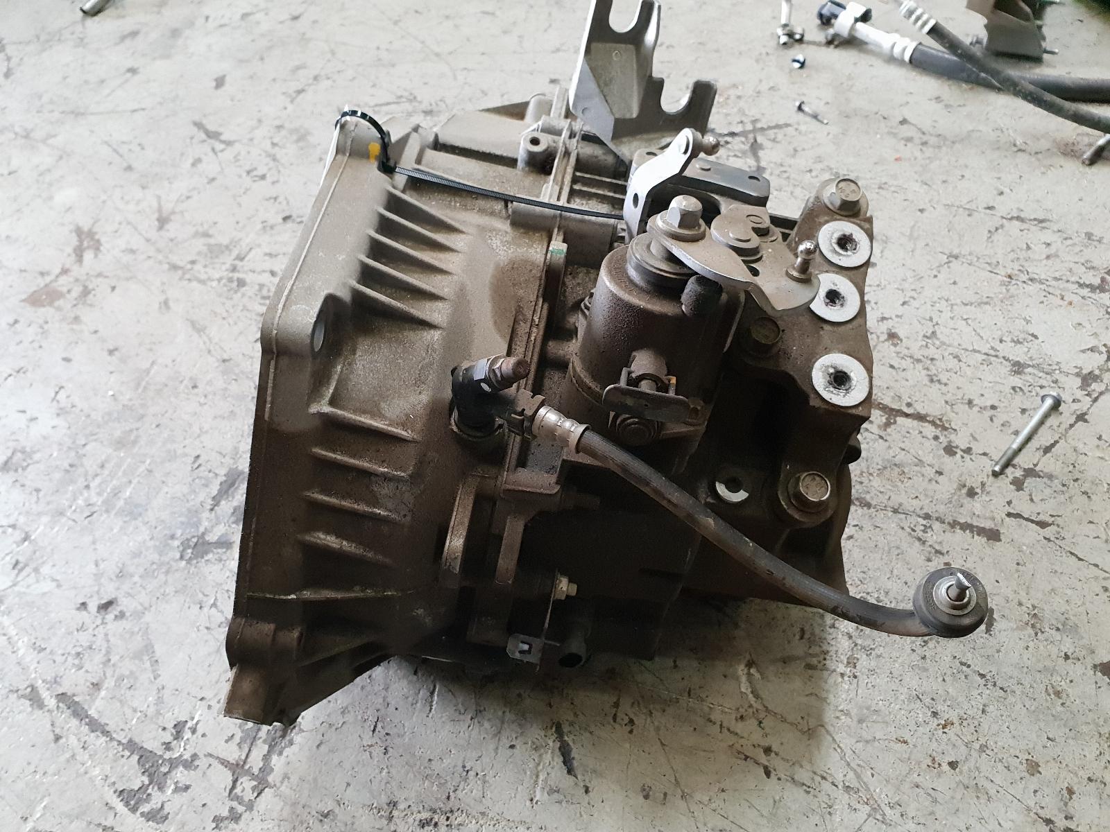 View Auto part Trans/Gearbox Holden Captiva 2013