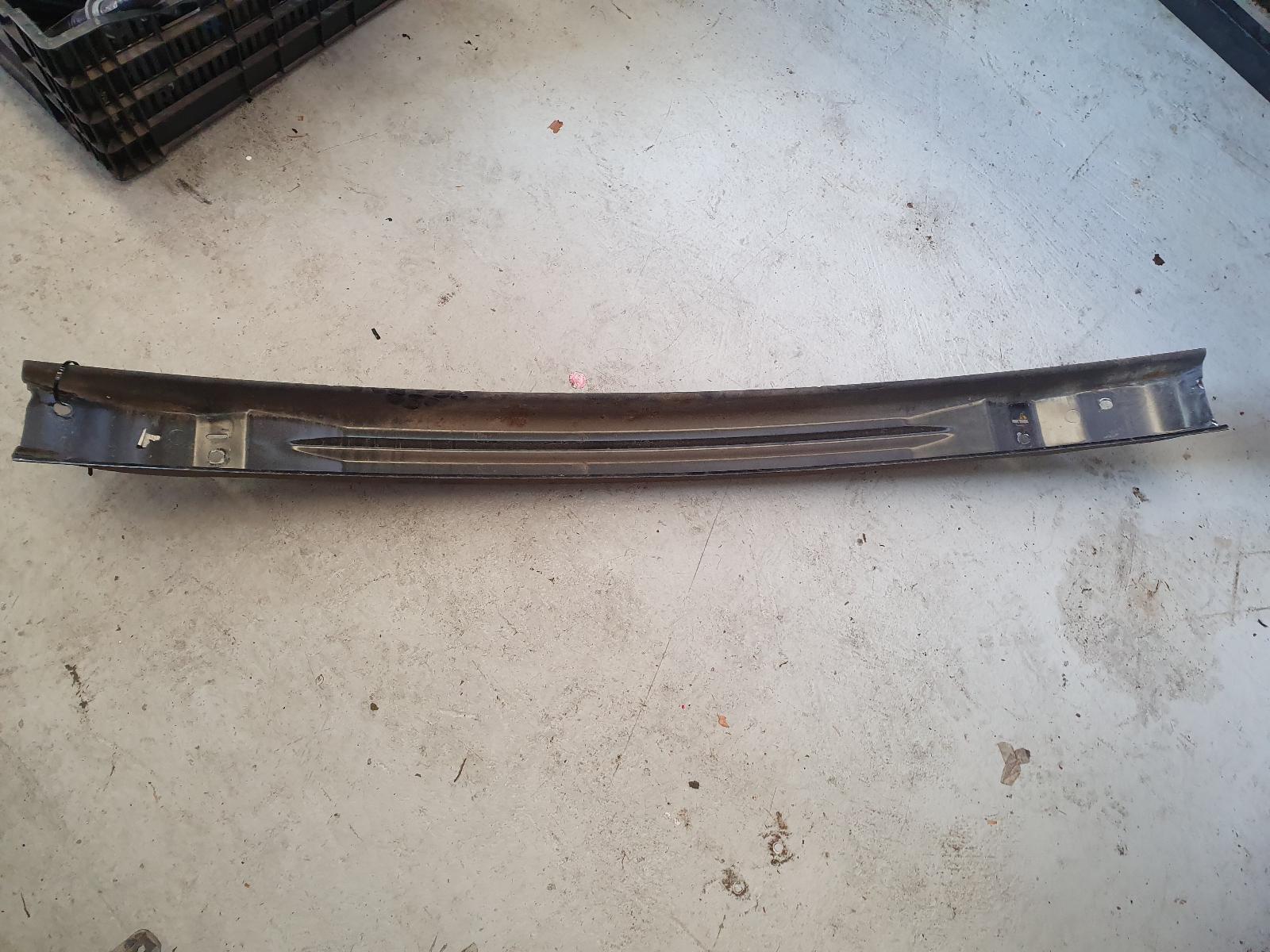 View Auto part R/Bar Bracket/Reinfo Holden Commodore 2002