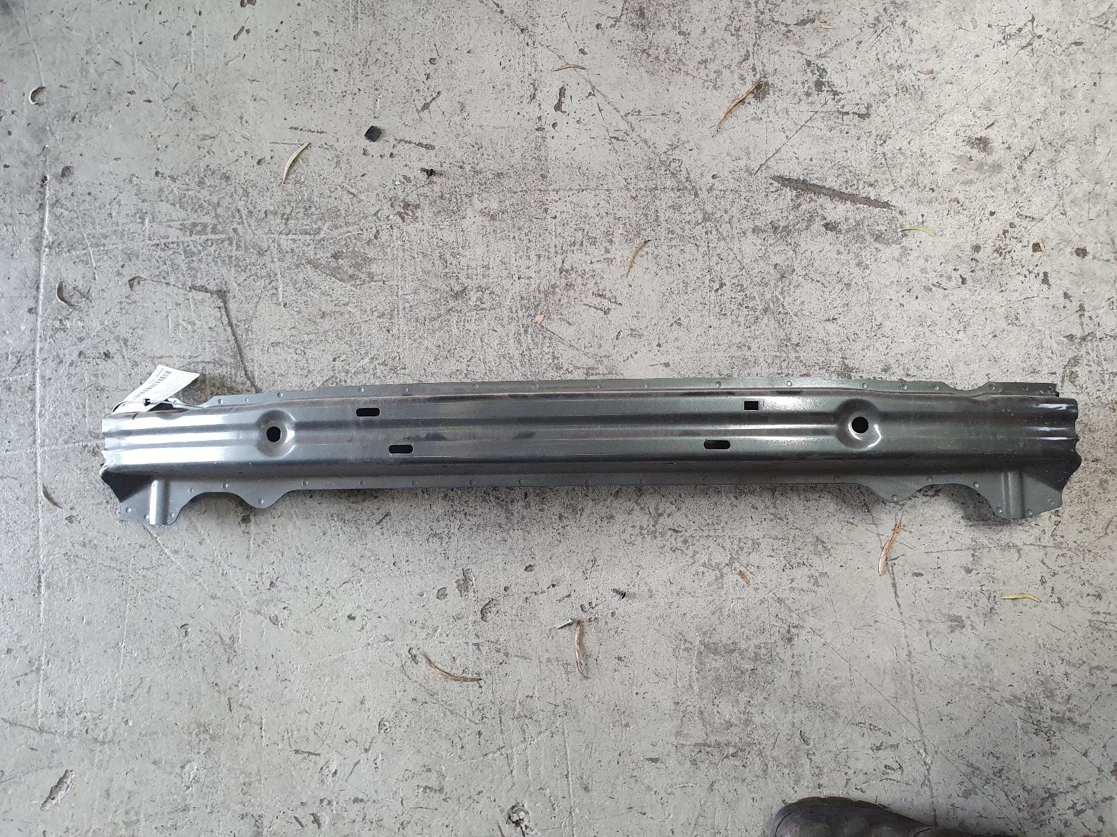 View Auto part F/Bar Reinforc/Brack Holden Statesman/caprice 2002