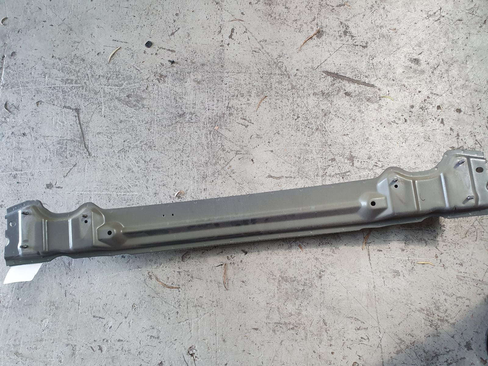 View Auto part F/Bar Reinforc/Brack Holden Statesman/caprice 2002