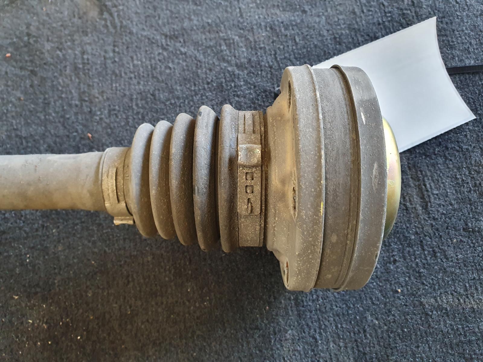 View Auto part Left Driveshaft Holden Statesman/caprice 2002