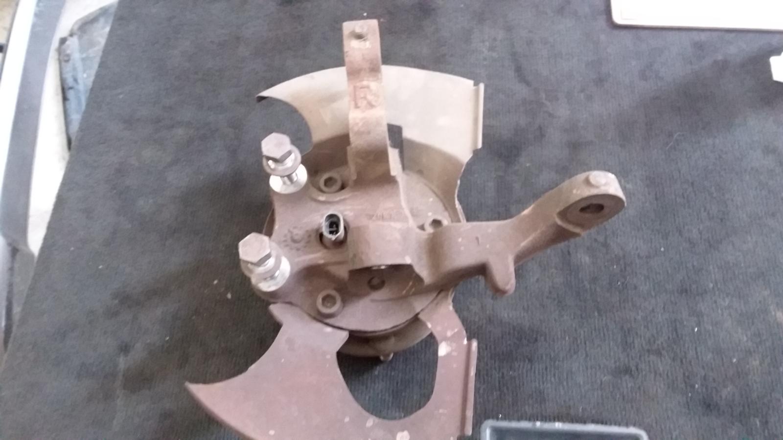 View Auto part Right Front Hub Assembly Holden Statesman/caprice 2003