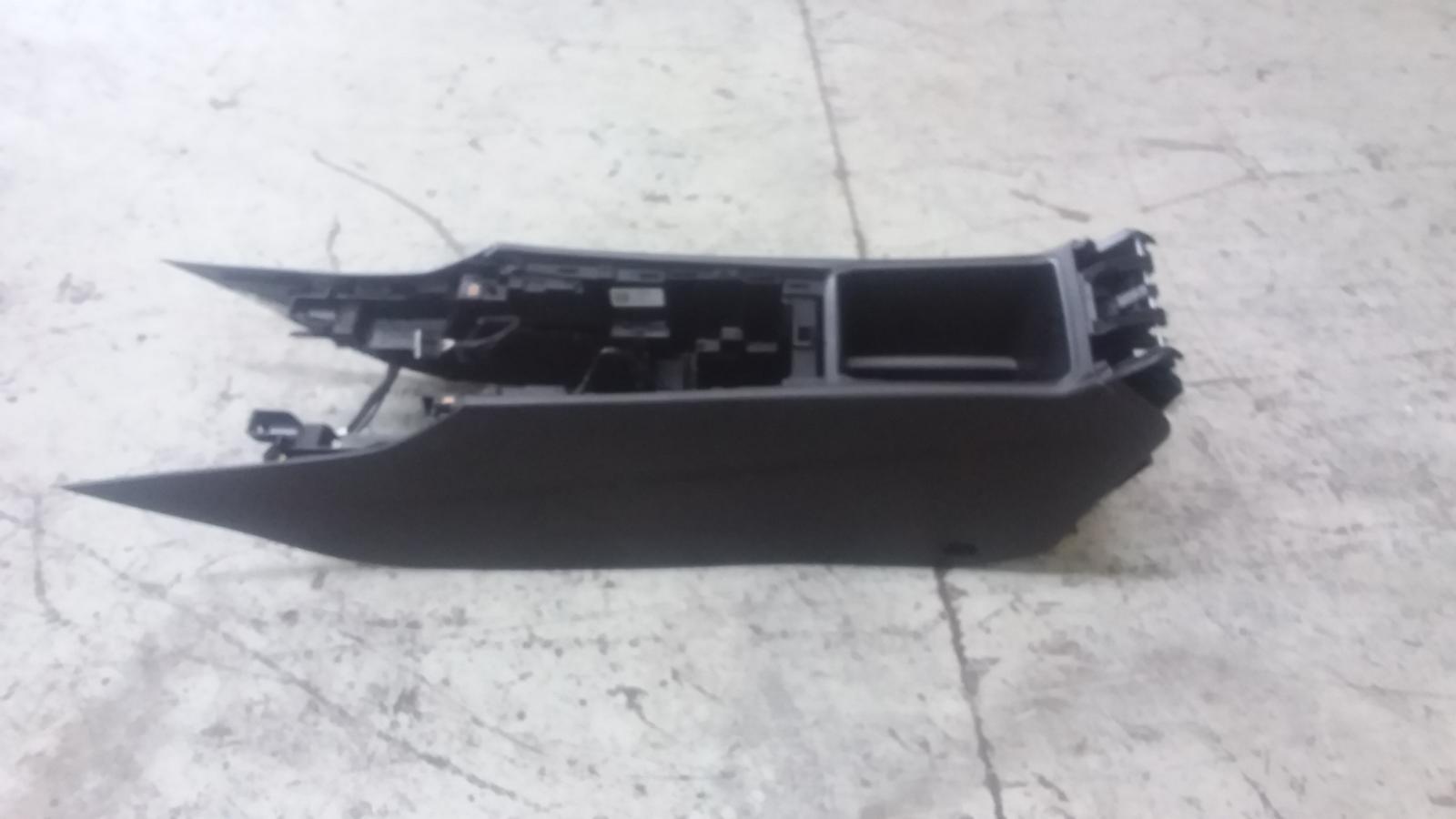 2018 Holden Commodore Console View Auto part Console Holden Commodore 2018