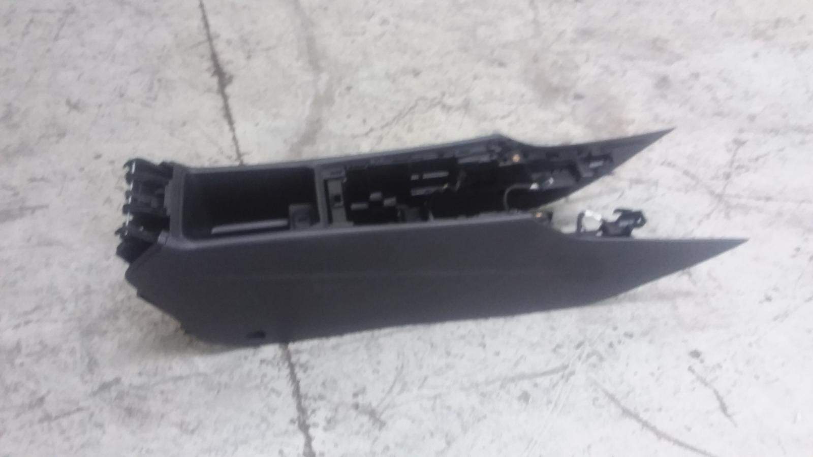 2018 Holden Commodore Console View Auto part Console Holden Commodore 2018