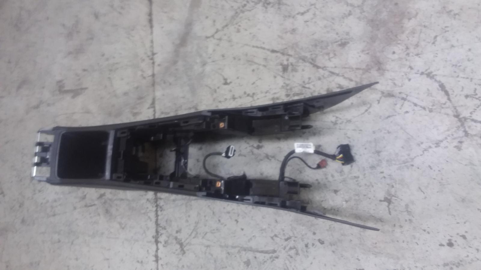 2018 Holden Commodore Console View Auto part Console Holden Commodore 2018