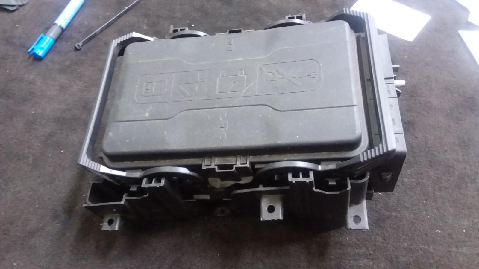 View Auto part Fuse Box Holden Commodore 2018
