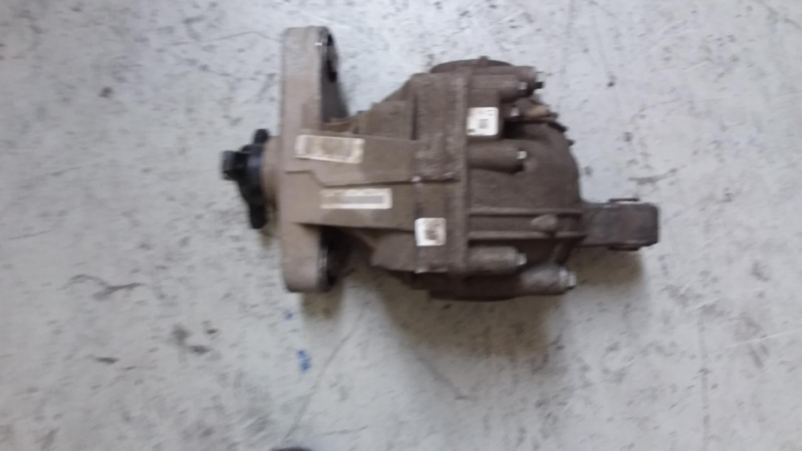 2012 Holden Commodore Differential Centre View Auto part Differential Centre Holden Commodore 2012
