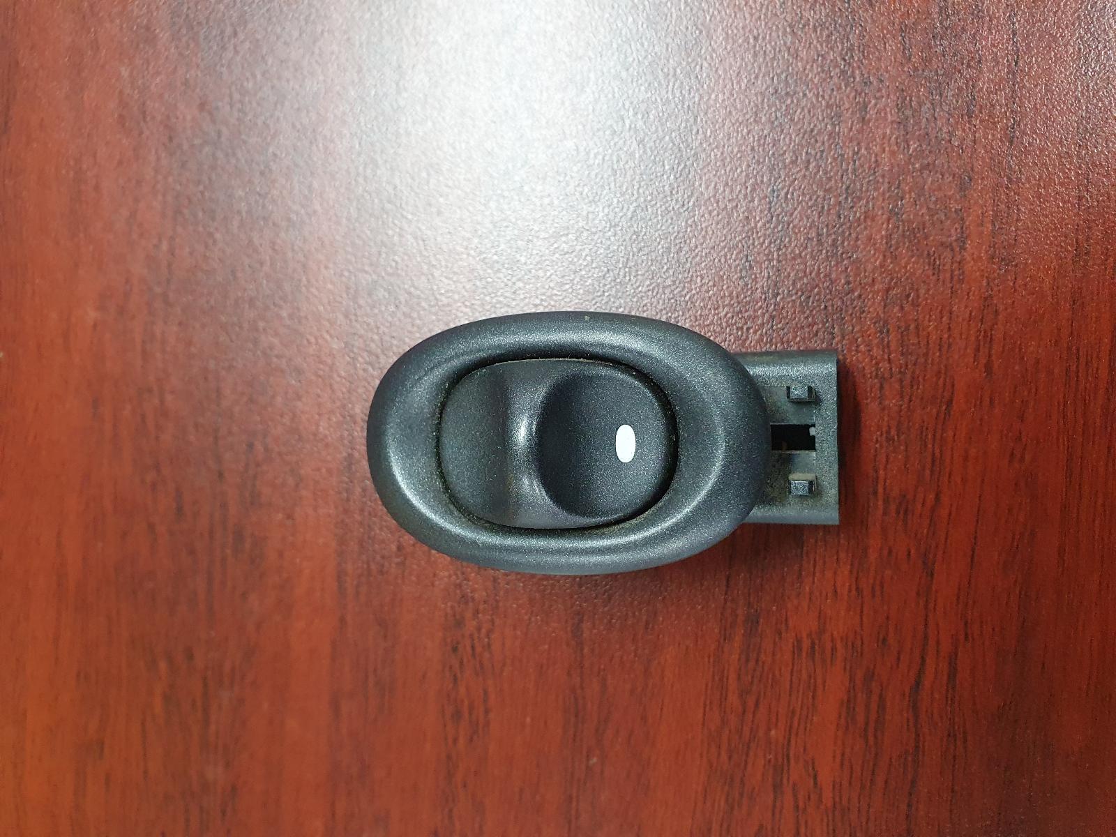 View Auto part Pwr Dr Wind Switch Holden Commodore 2000