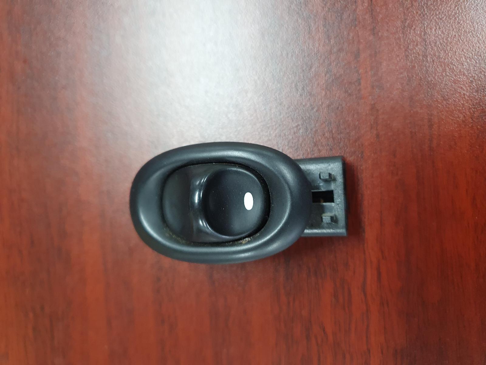 View Auto part Pwr Dr Wind Switch Holden Commodore 2000