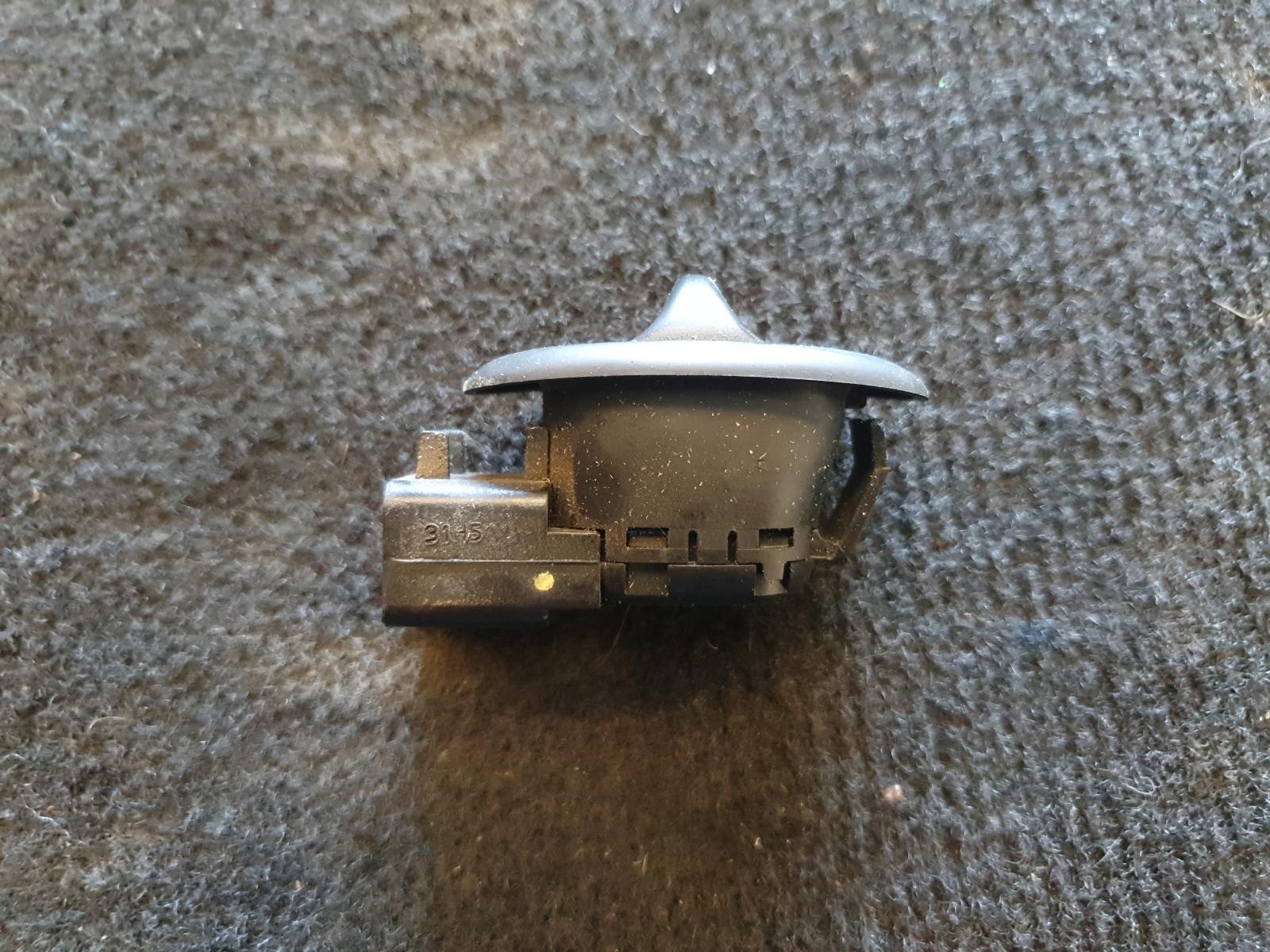 View Auto part Pwr Dr Wind Switch Holden Commodore 2005