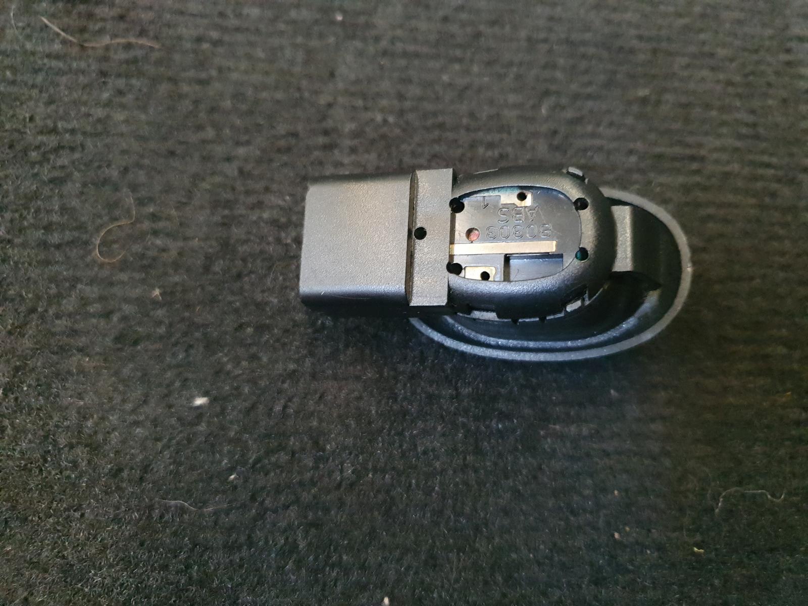 View Auto part Pwr Dr Wind Switch Holden Commodore 2001