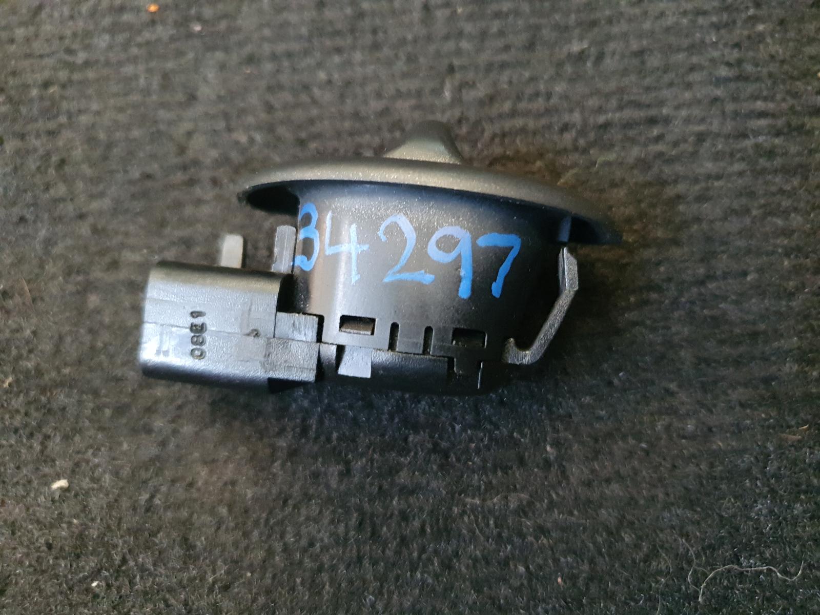 View Auto part Pwr Dr Wind Switch Holden Commodore 2001