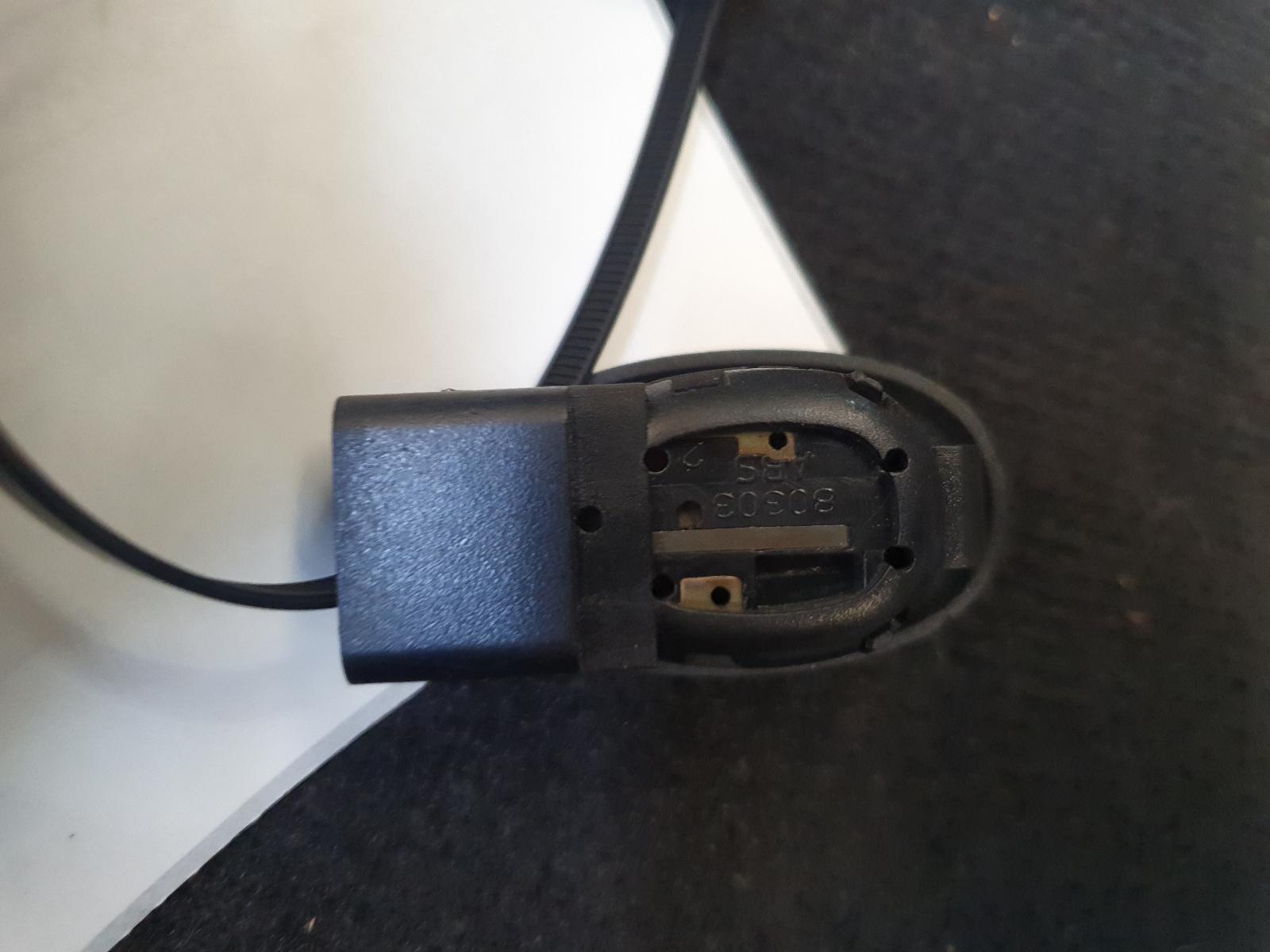 View Auto part Pwr Dr Wind Switch Holden Commodore 2001