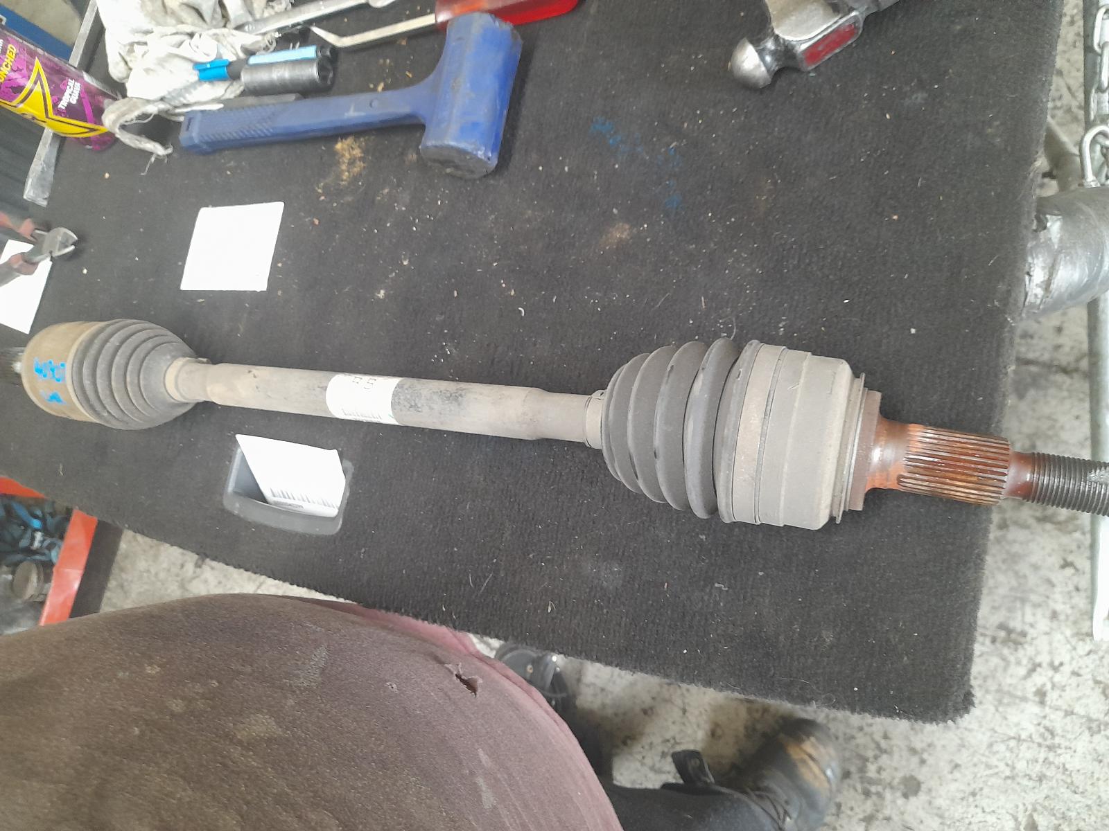 View Auto part Left Driveshaft Holden Commodore 2009