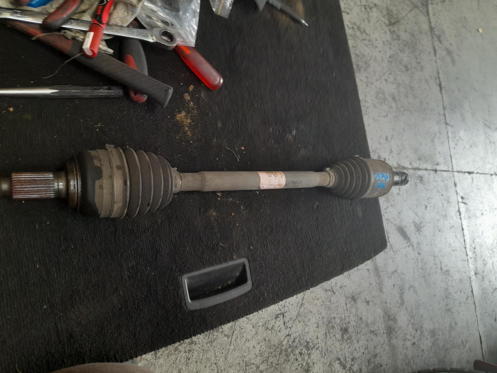 View Auto part Right Driveshaft Holden Commodore 2009