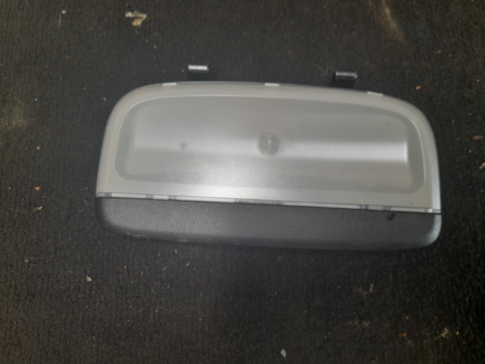 View Auto part Courtesy Light Holden Commodore 2009