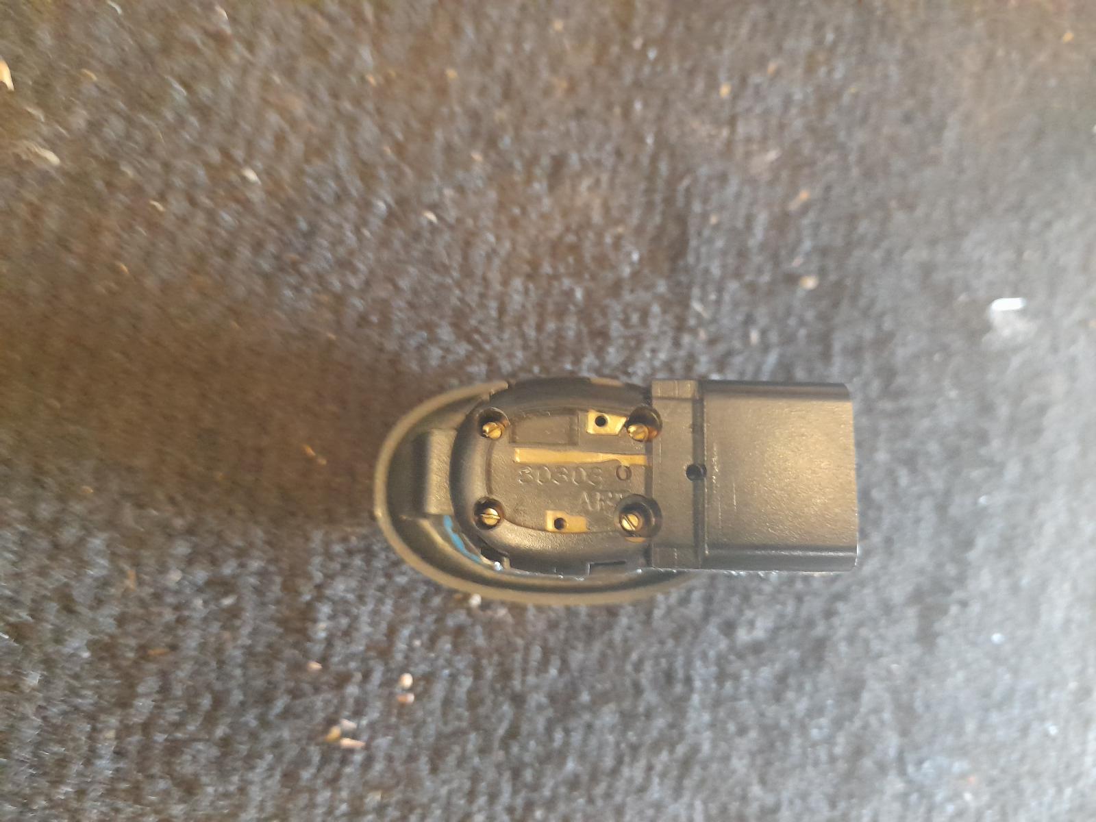 2005 Holden Commodore Pwr Dr Wind Switch View Auto part Pwr Dr Wind Switch Holden Commodore 2005