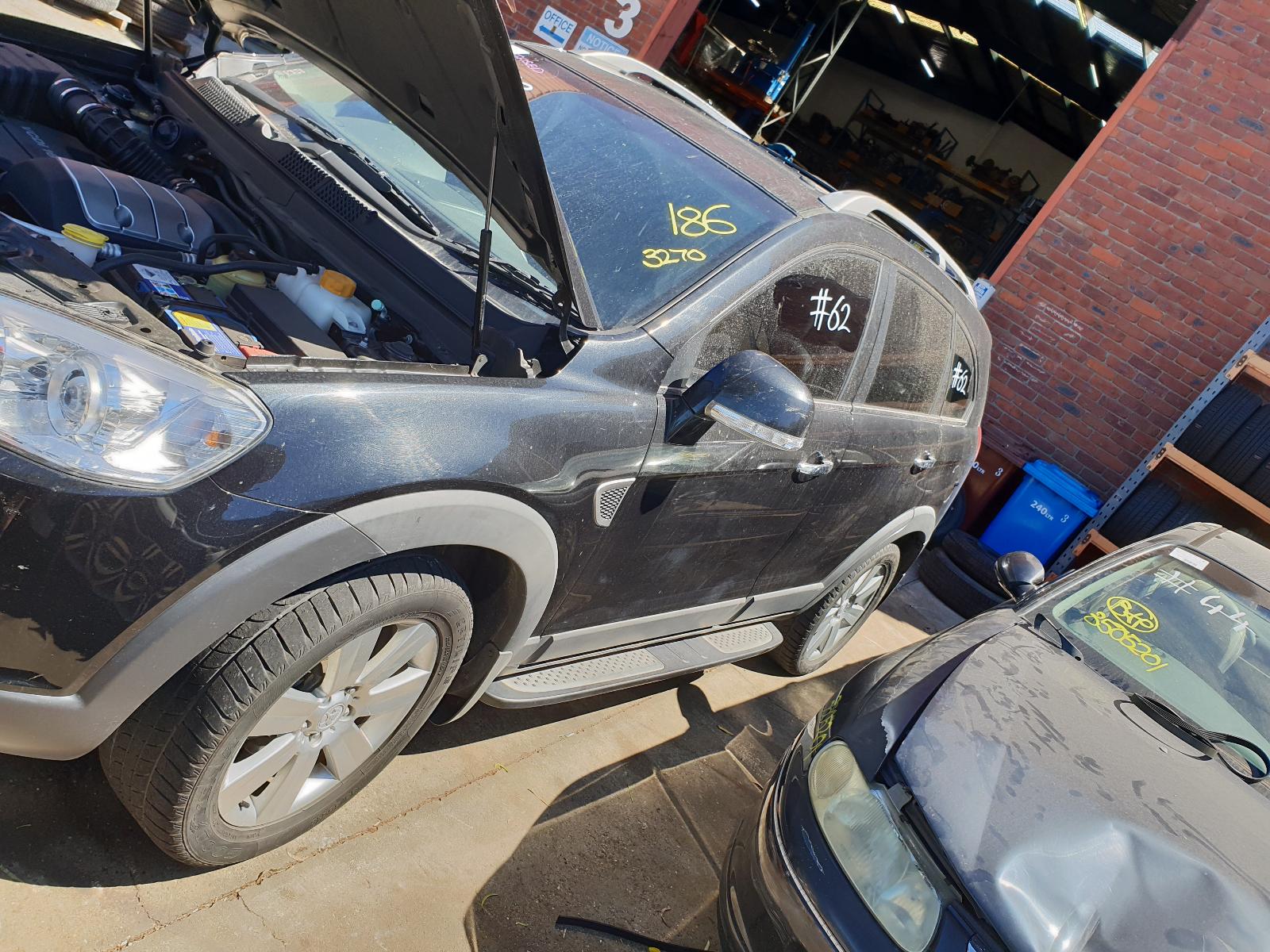 2010 Holden Captiva Left Indicator/Fog/Side View Auto part Left Indicator/Fog/Side Holden Captiva 2010