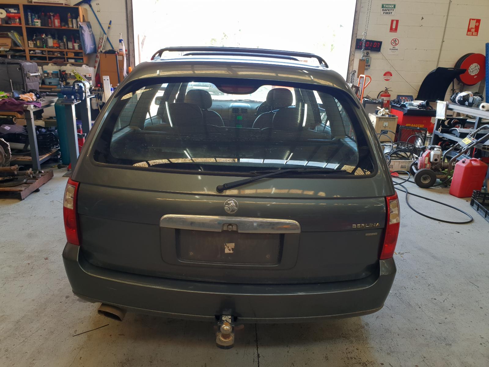 View Auto part A/C Compressor Holden Commodore 2004