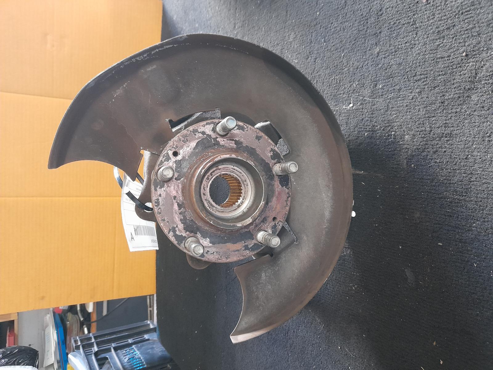 View Auto part Right Front Hub Assembly Holden Commodore 2005