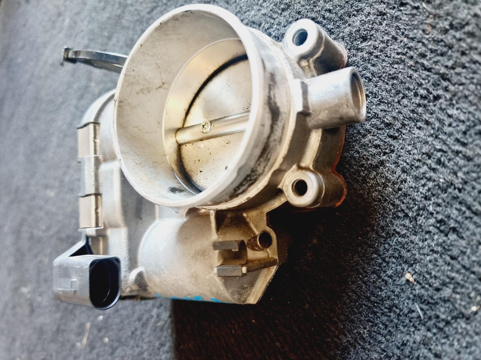 View Auto part Throttle Body Holden Commodore 2005