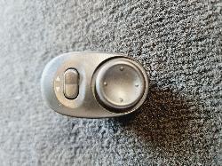 View Auto part Misc Switch/Relay Holden Commodore 2005
