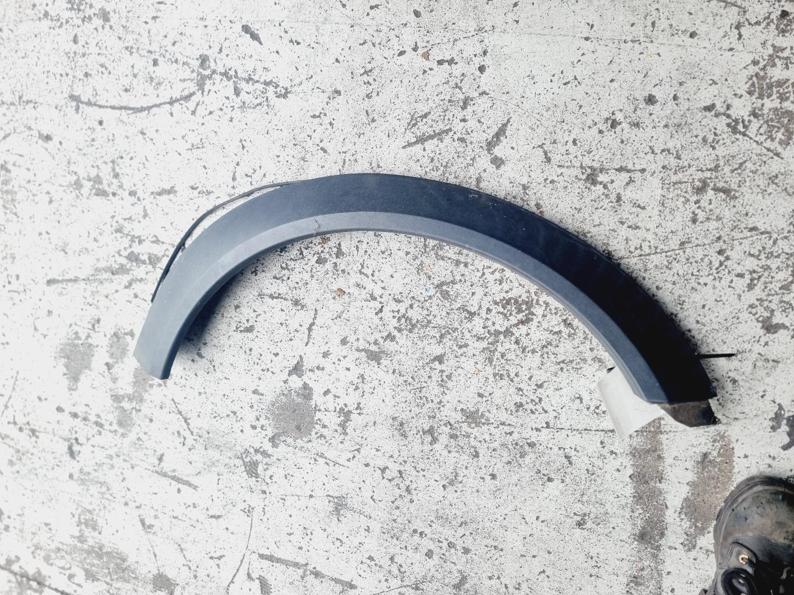 View Auto part Wheel Arch Flare Holden Commodore 2005