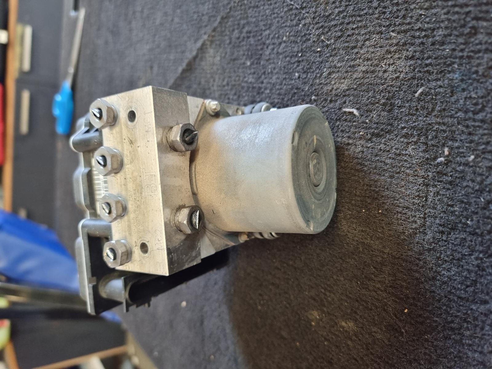 Vx Commodore Abs Module Abs Pump/Modulator Commodore Holden 2007