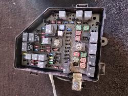 View Auto part Fuse Box Holden Commodore 2010