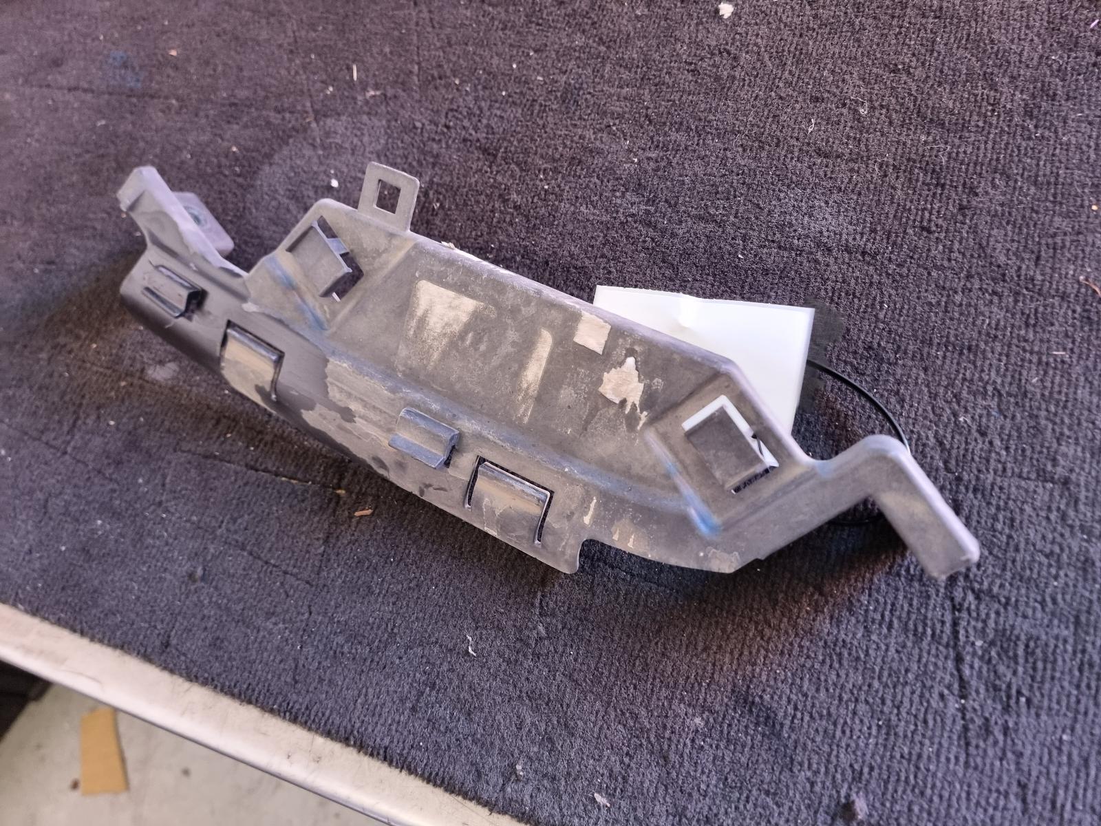 View Auto part Misc Holden Commodore 2010
