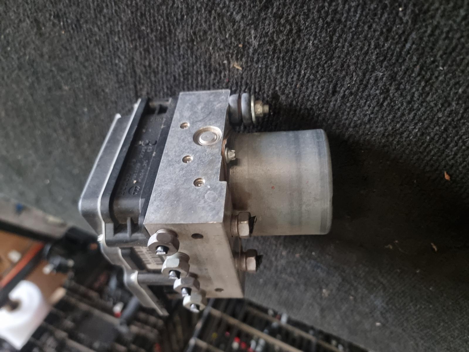 View Auto part Abs Pump/Modulator Holden Commodore 2010