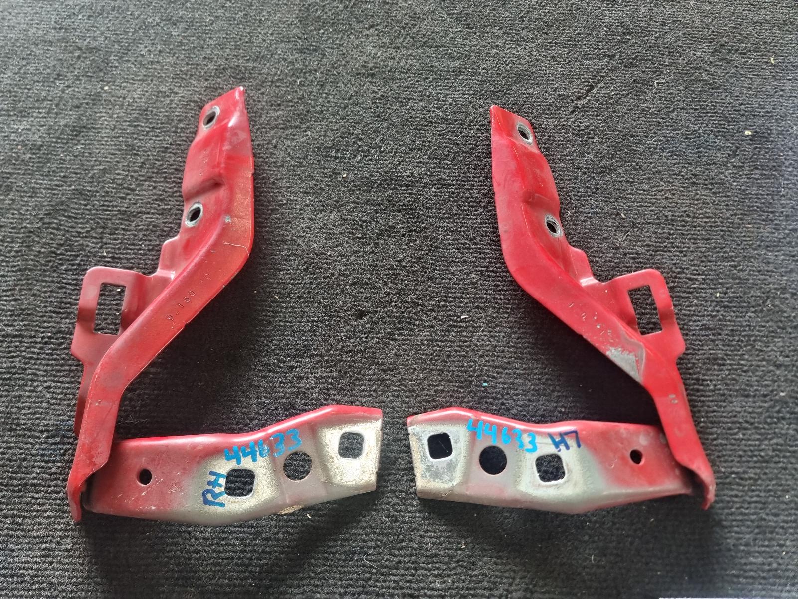 View Auto part Bonnet Hinge/Strut Holden Commodore 2010