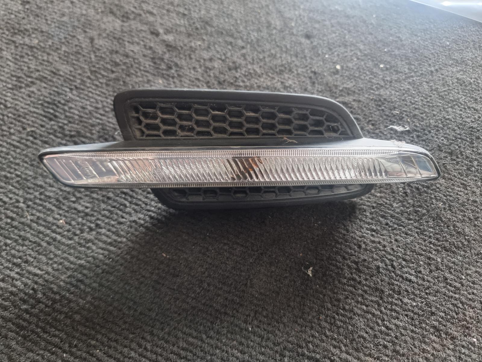 2010 Holden Commodore Left Indicator/Fog/Side View Auto part Left Indicator/Fog/Side Holden Commodore 2010