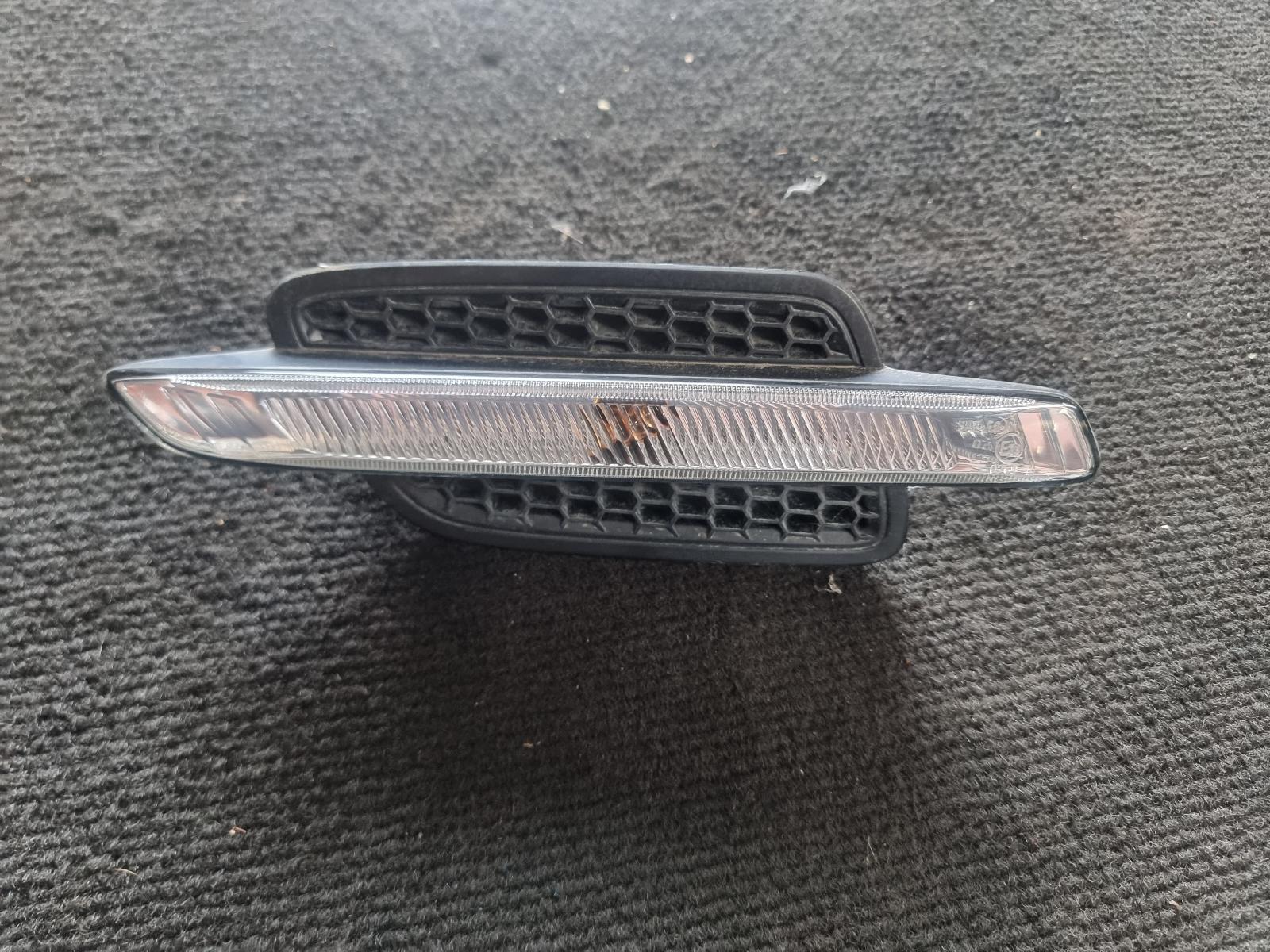 2010 Holden Commodore Left Indicator/Fog/Side View Auto part Left Indicator/Fog/Side Holden Commodore 2010