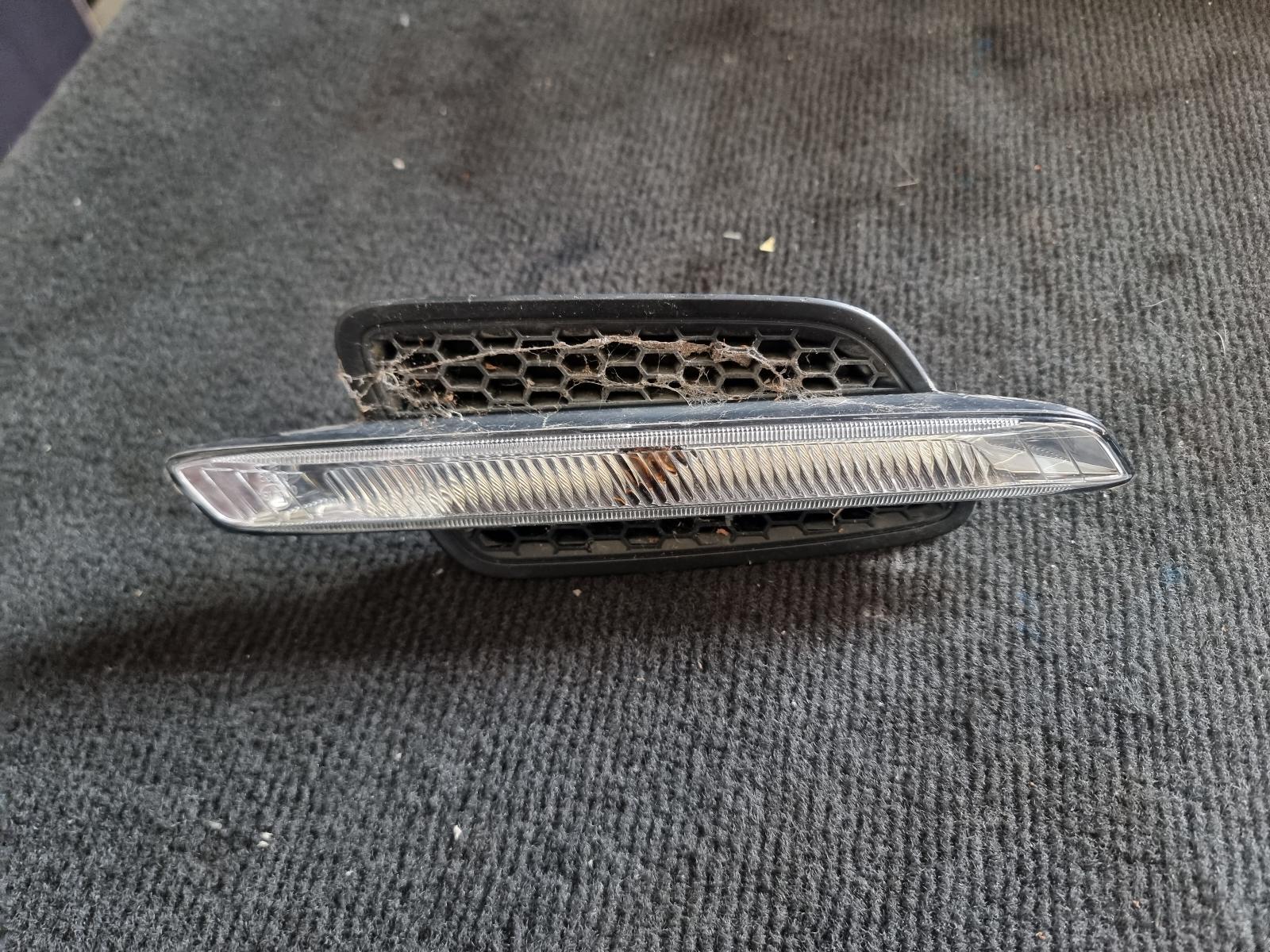 View Auto part Left Indicator/Fog/Side Holden Commodore 2008