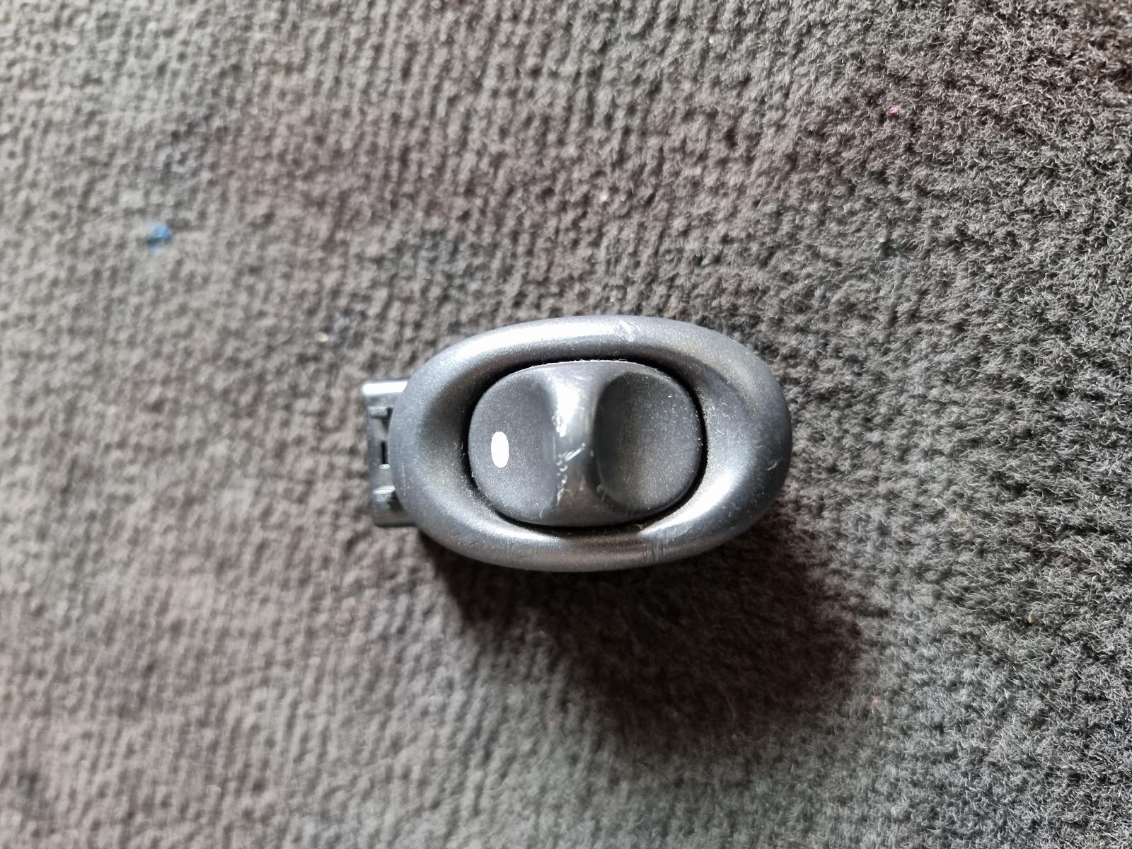 2003 Holden Commodore Pwr Dr Wind Switch View Auto part Pwr Dr Wind Switch Holden Commodore 2003