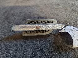 View Auto part Right Indicator/Fog/Side Holden Commodore 2008