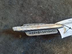 View Auto part Left Indicator/Fog/Side Holden Commodore 2009