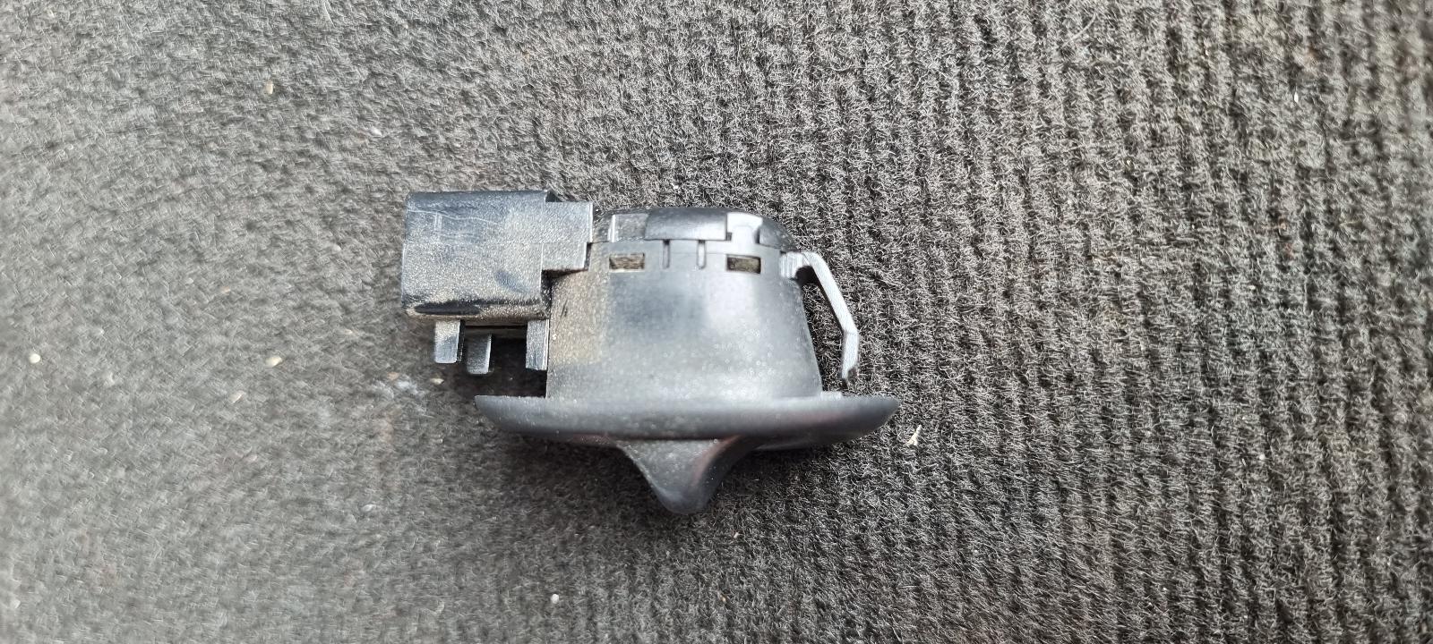 View Auto part Pwr Dr Wind Switch Holden Statesman/caprice 2001