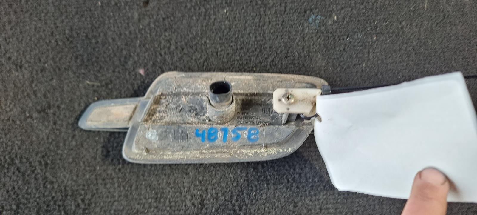 2009 Holden Commodore Left Indicator/Fog/Side View Auto part Left Indicator/Fog/Side Holden Commodore 2009
