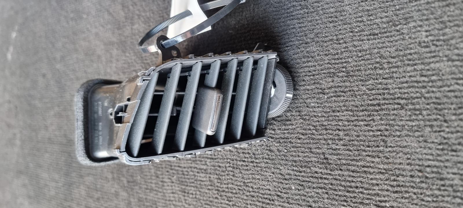 View Auto part Misc Holden Commodore 2014