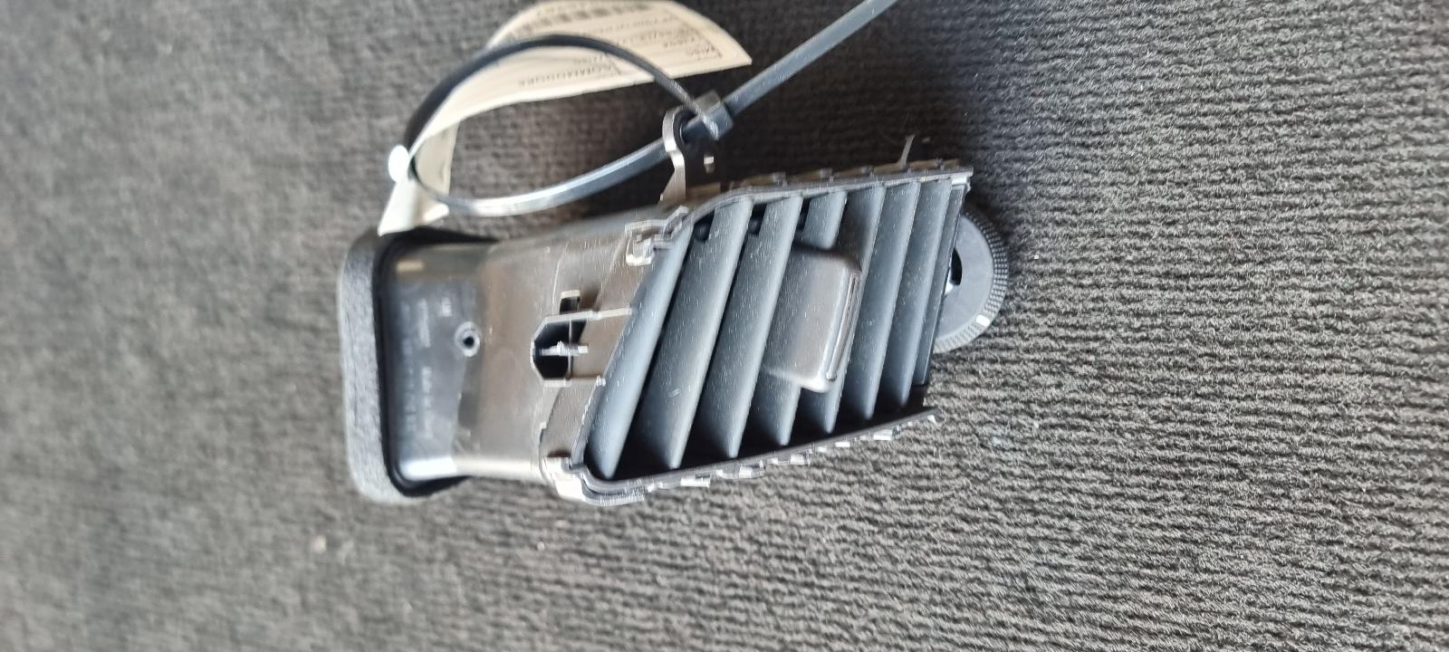 View Auto part Misc Holden Commodore 2014