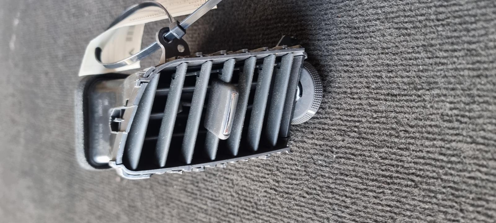 View Auto part Misc Holden Commodore 2014