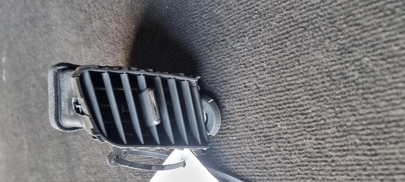 View Auto part Misc Holden Commodore 2014