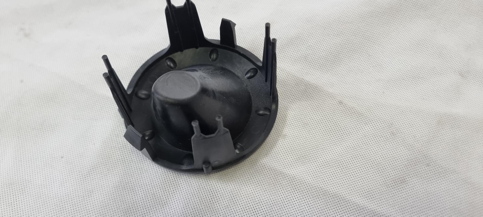 View Auto part Misc Holden Commodore 2002