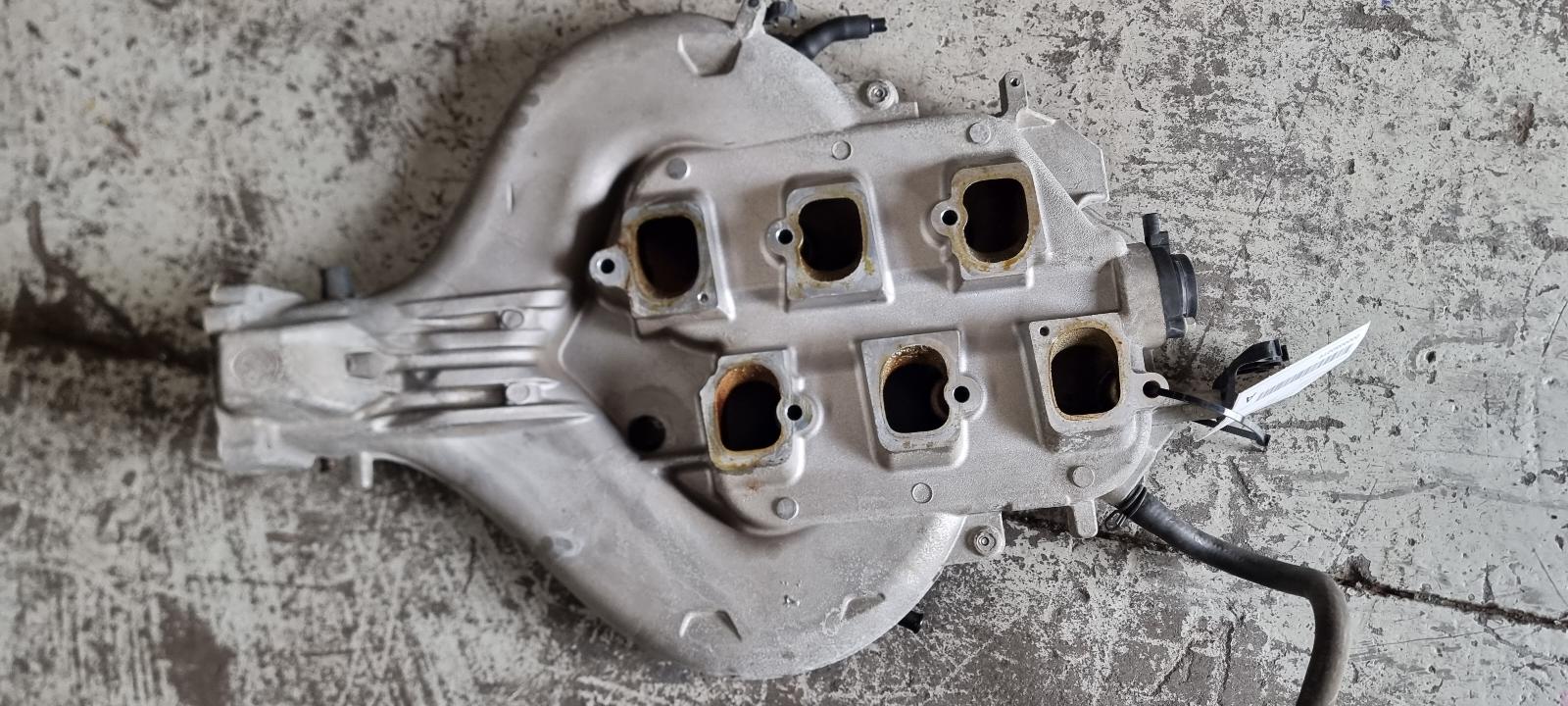 View Auto part Manifold Holden Commodore 2008
